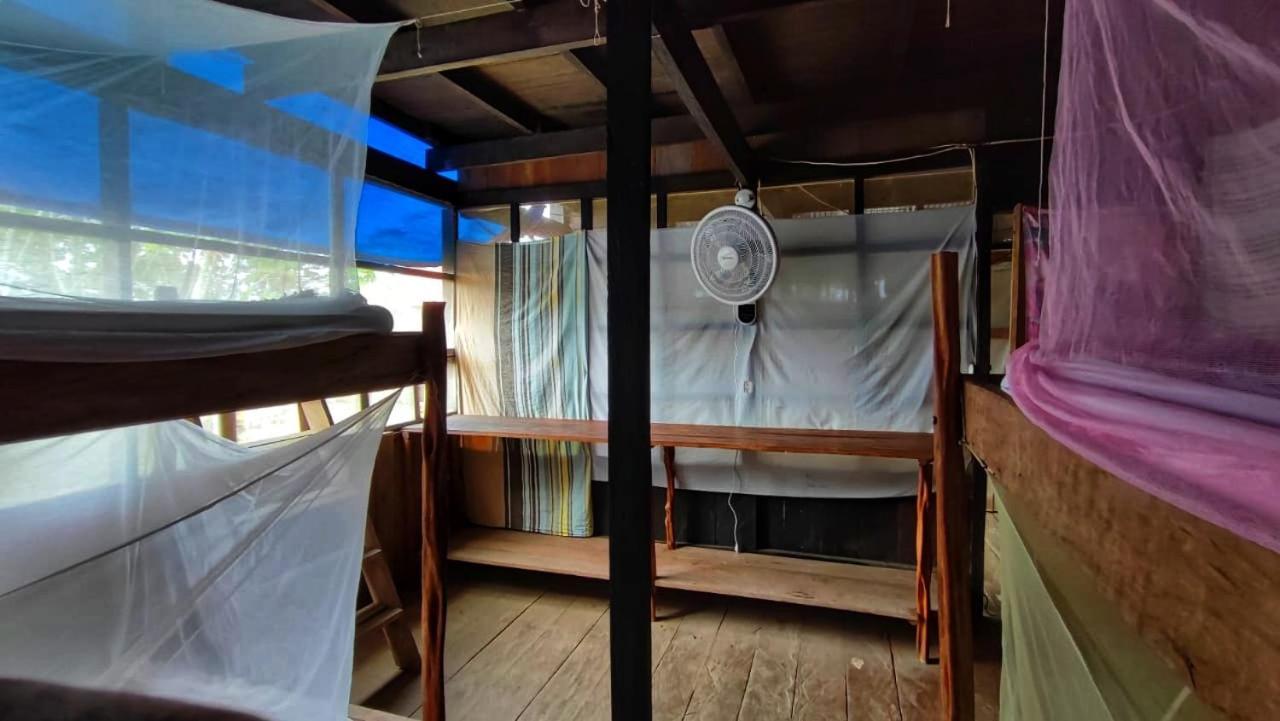 Hospedaje Y Tours Reina Arriera Amazonas Colombia Macedonia Esterno foto