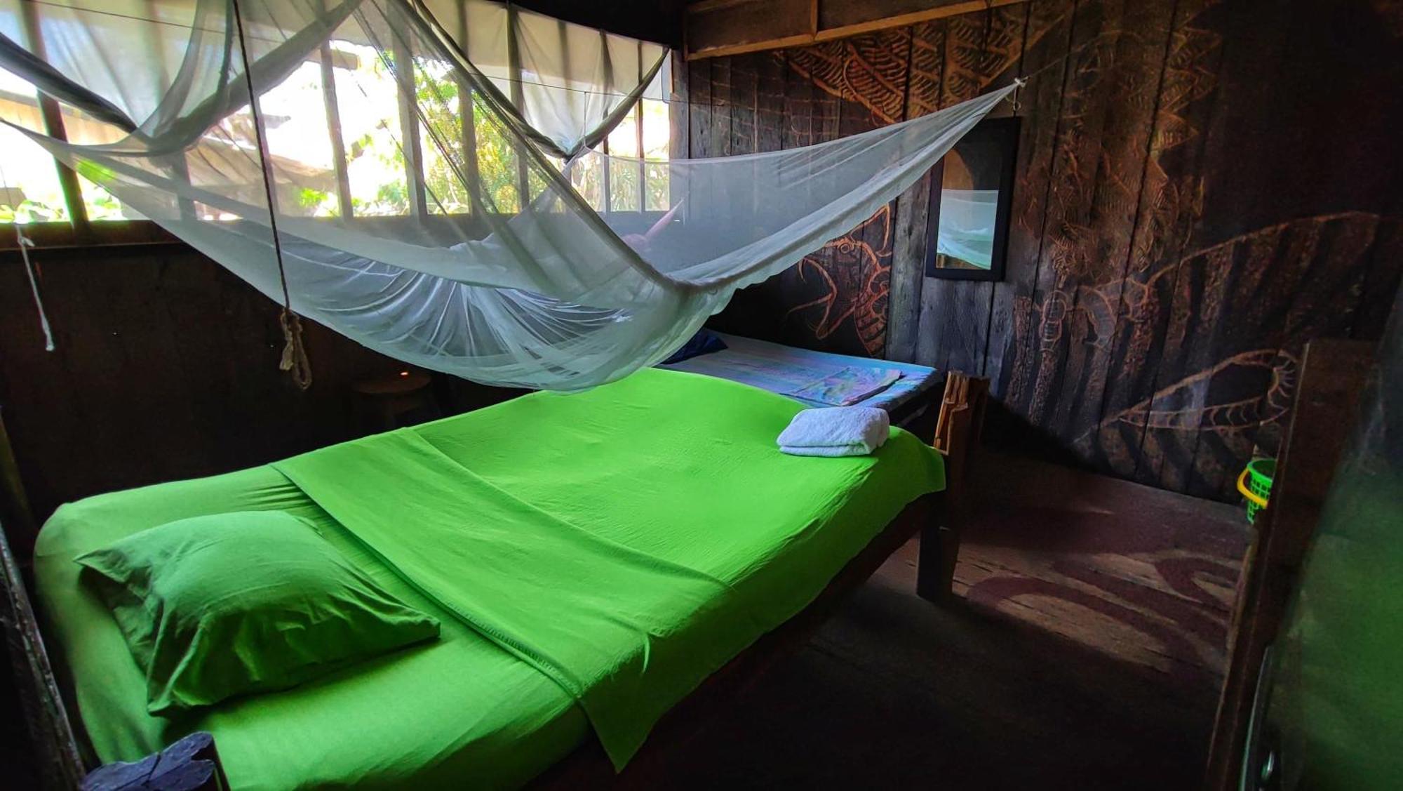 Hospedaje Y Tours Reina Arriera Amazonas Colombia Macedonia Esterno foto