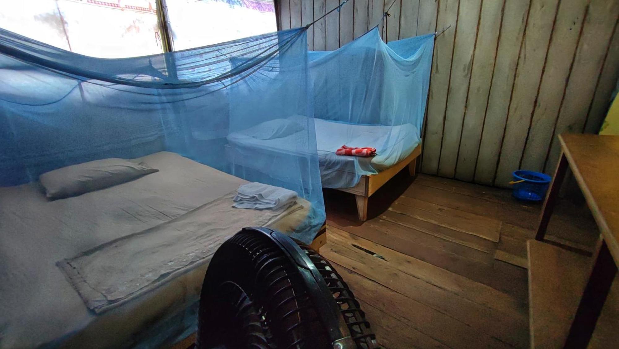 Hospedaje Y Tours Reina Arriera Amazonas Colombia Macedonia Esterno foto