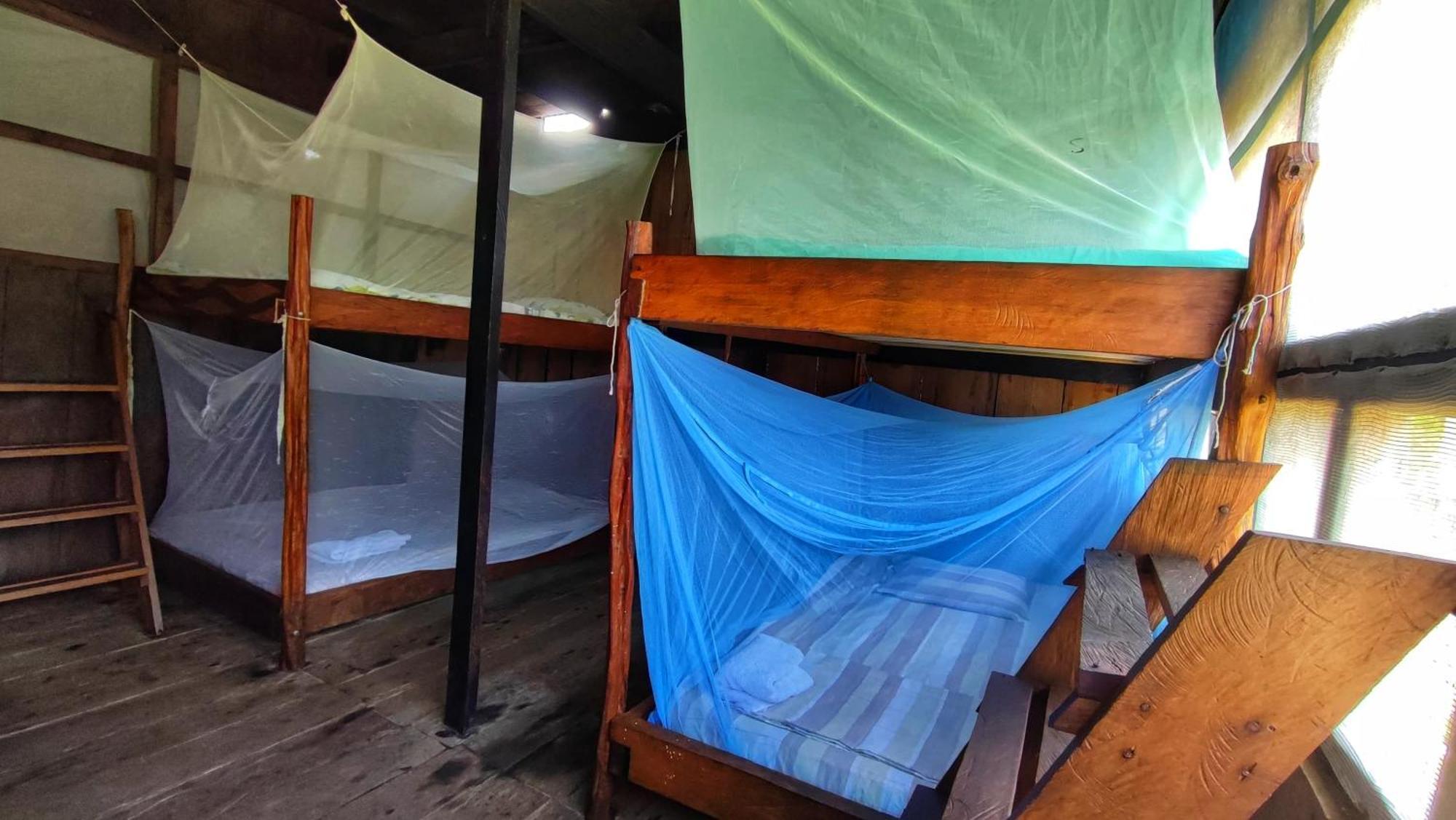 Hospedaje Y Tours Reina Arriera Amazonas Colombia Macedonia Esterno foto